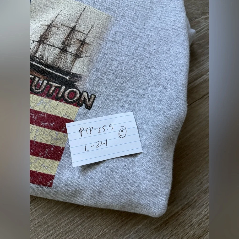 VTG BOSTON USS Constitution USA FLAG Graphic Sweatshirt Crewneck Gray Size XL